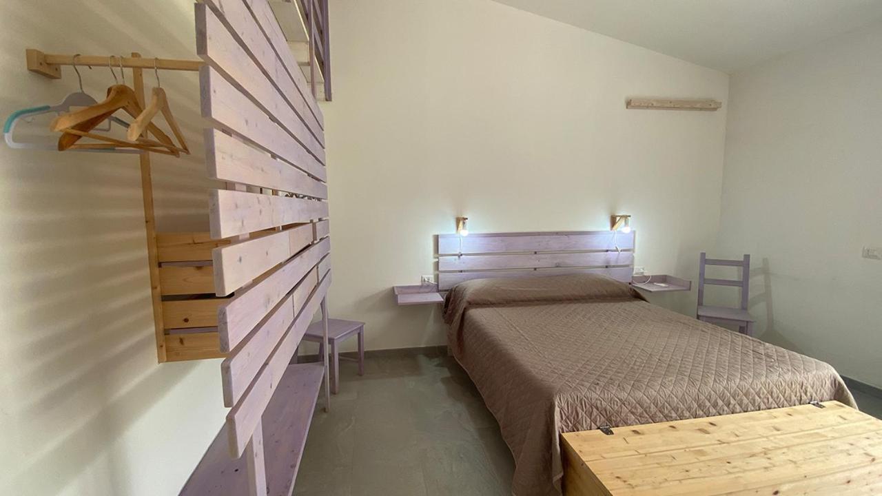Hotel I Tre Schen à Calasetta Extérieur photo